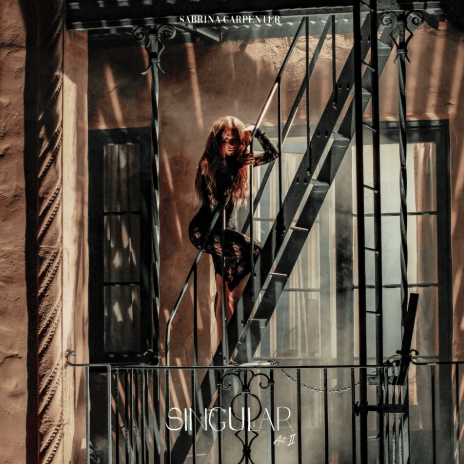 makna-lagu-looking-at-me-sabrina-carpenter