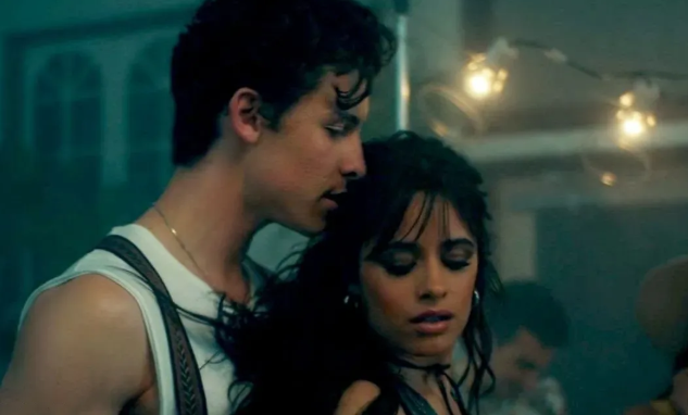 Review Makna Lagu Senorita: Cinta Musim Panas