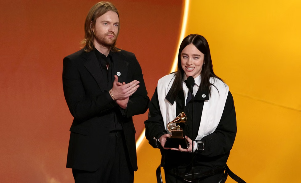 Billie Eilish Menang Besar Di Ajang Grammy Awards 2026